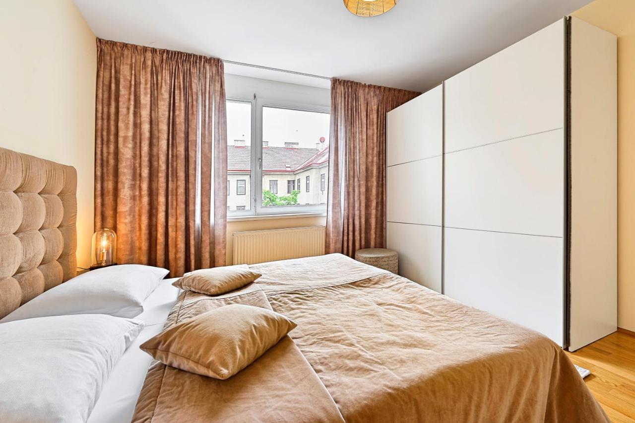 Peaceful Belvedere Apartment In Safe, Quiet & Central Location Vienna Esterno foto