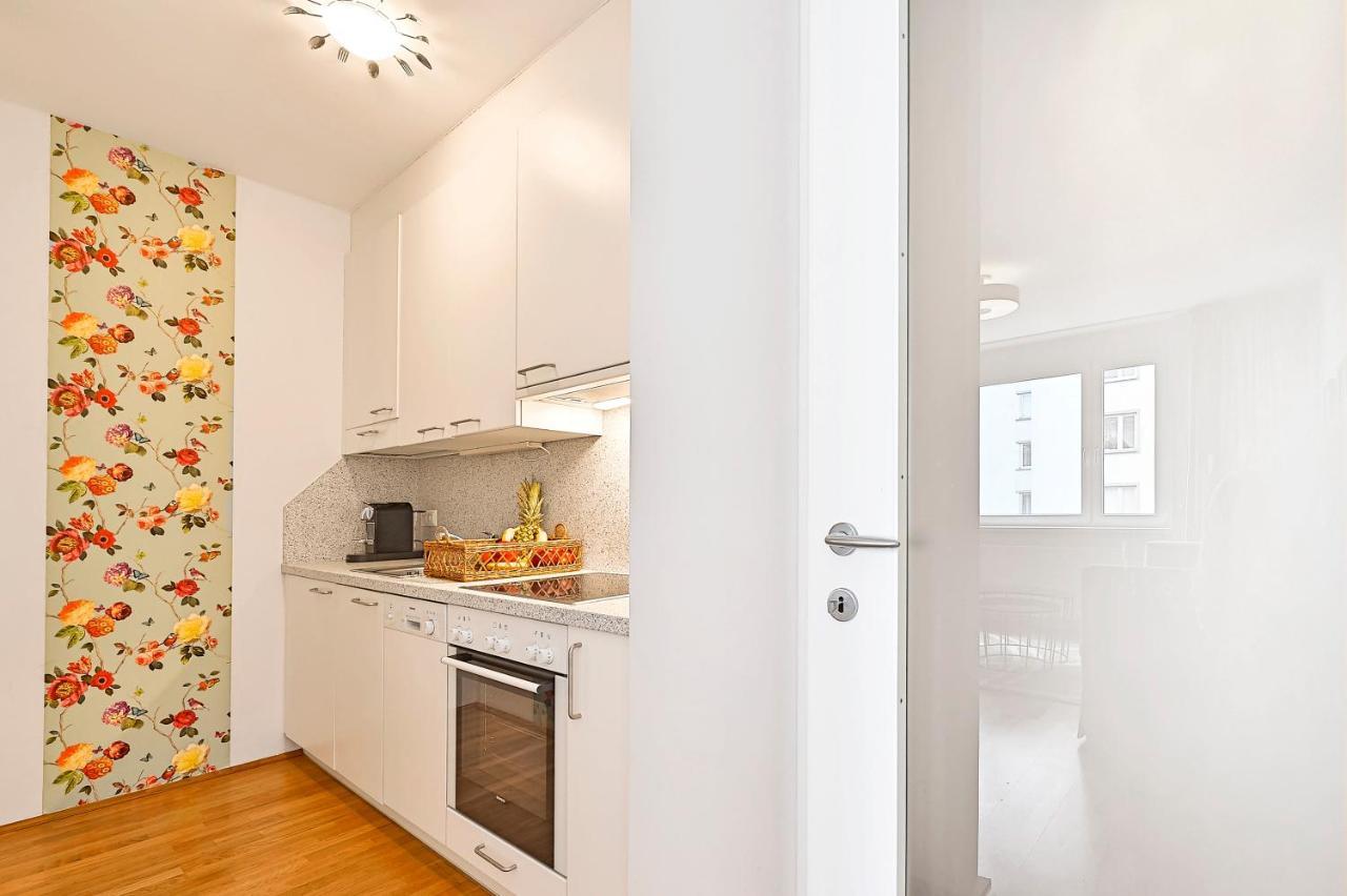 Peaceful Belvedere Apartment In Safe, Quiet & Central Location Vienna Esterno foto