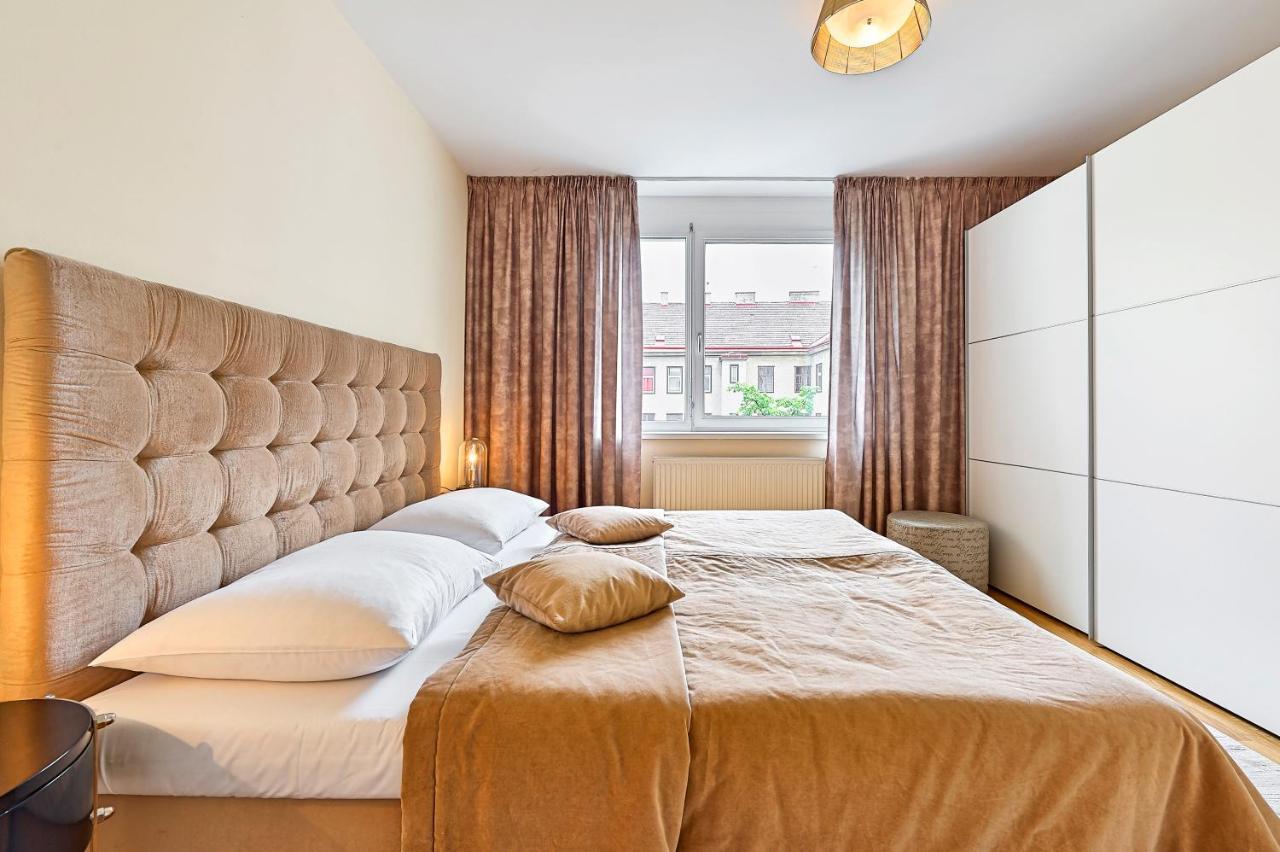 Peaceful Belvedere Apartment In Safe, Quiet & Central Location Vienna Esterno foto