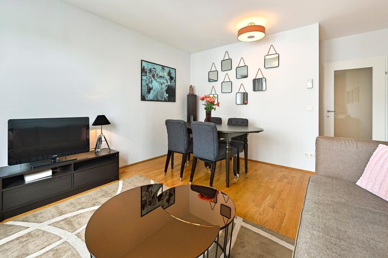 Peaceful Belvedere Apartment In Safe, Quiet & Central Location Vienna Esterno foto